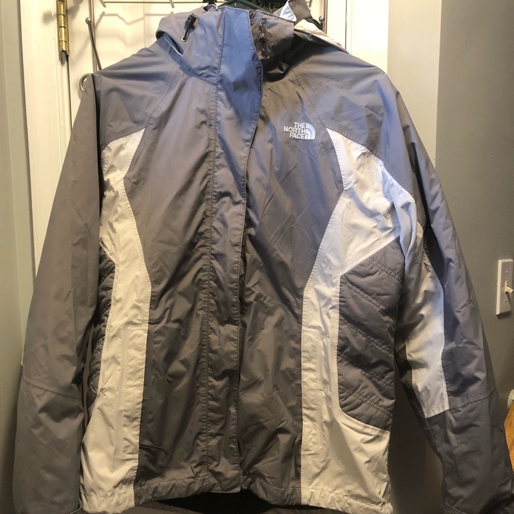 Women’s north face coat